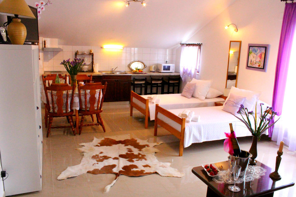 Apartments Cordis สปลิท ภายนอก รูปภาพ