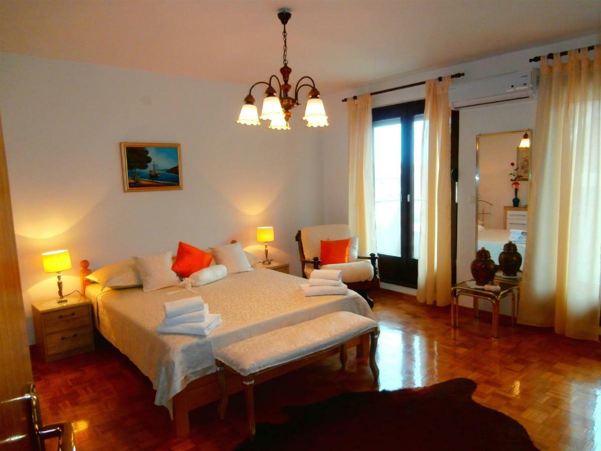 Apartments Cordis สปลิท ภายนอก รูปภาพ