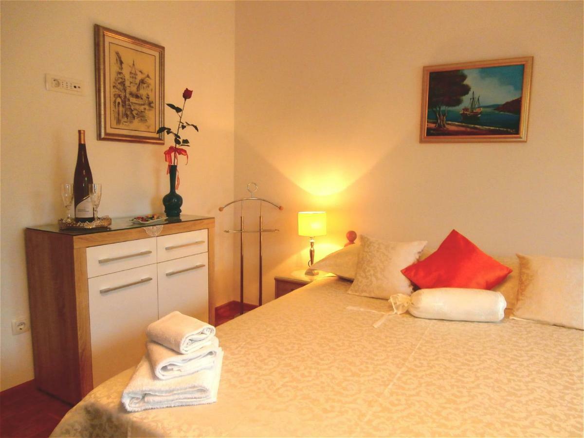 Apartments Cordis สปลิท ภายนอก รูปภาพ